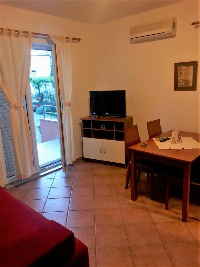 Apartments Juran Sukošan المظهر الخارجي الصورة